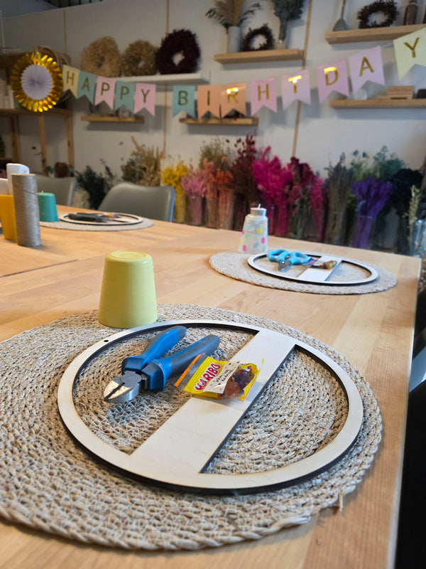 Offener Kreativworkshop für Kids 27.09.25 -  Trockenblumenkranz basteln in Hennef