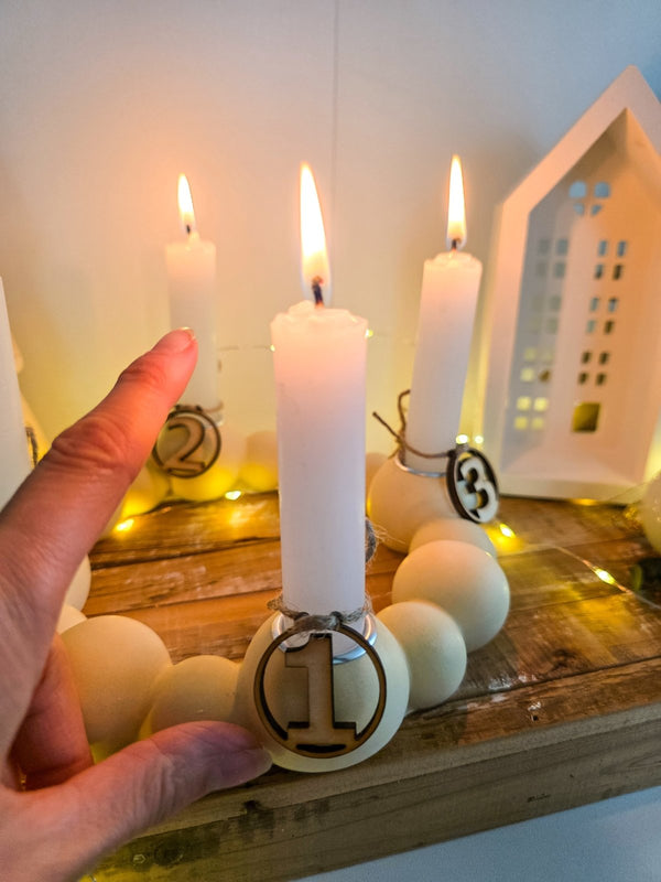 Moderner Adventskranz handgemacht - DekoPanda