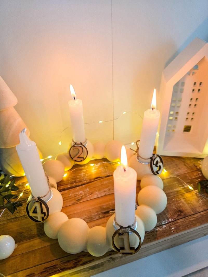 Moderner Adventskranz handgemacht - DekoPanda