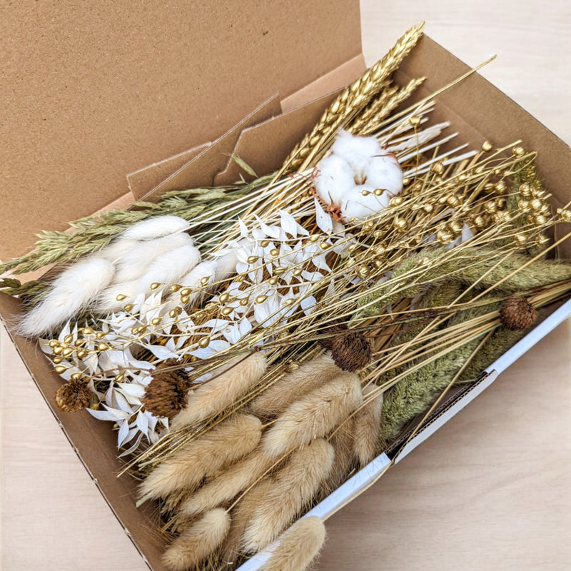 Trockenblumen Box Gold Natur Weiß