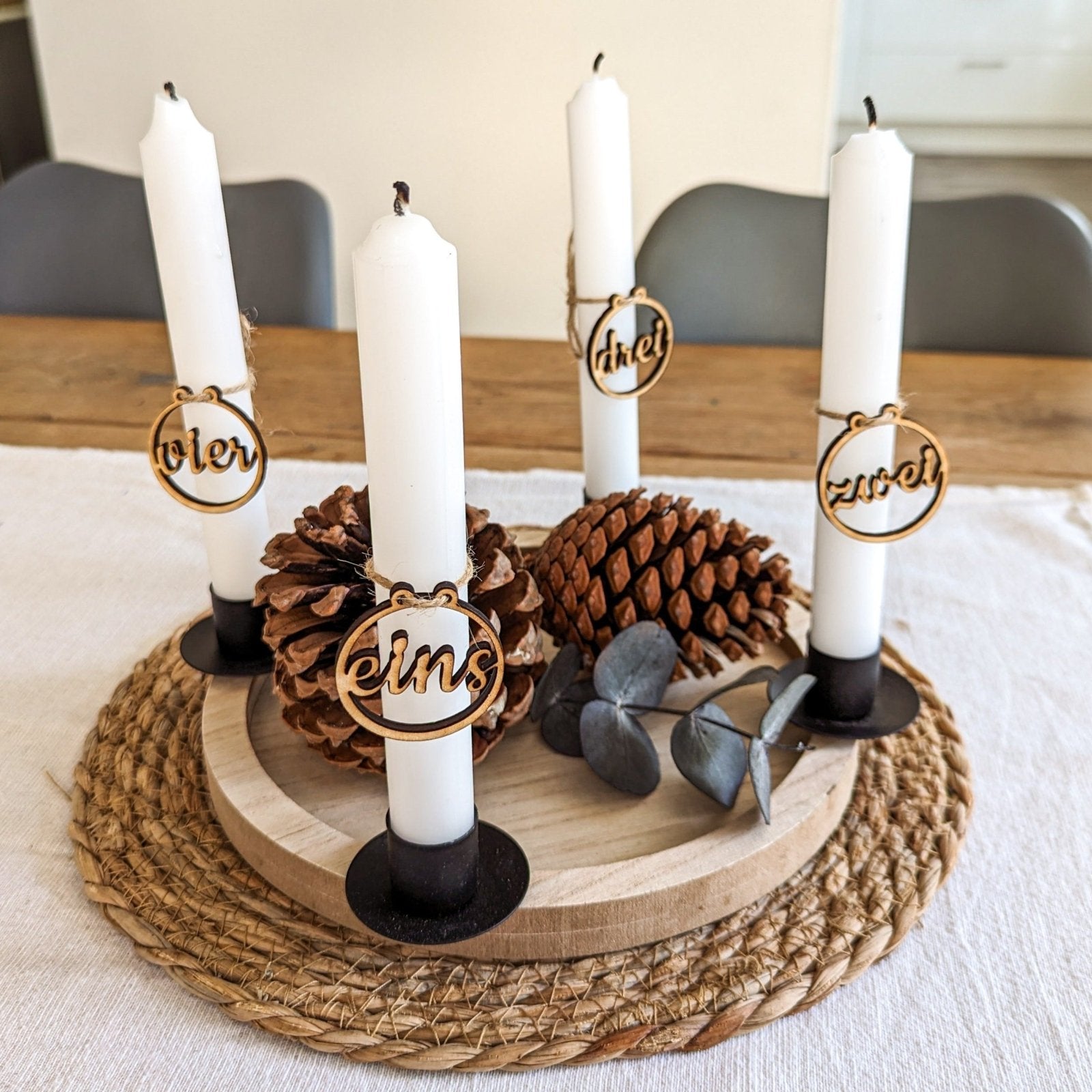 künstlicher adventskranz mit kerzenhalter Adventskranz Kerzenhalter aus Holz